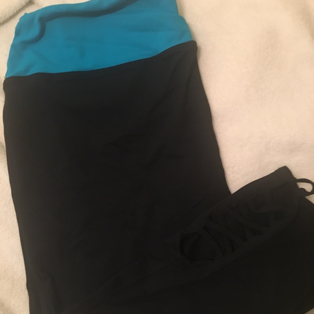 Torrid work out leggings -never worn!